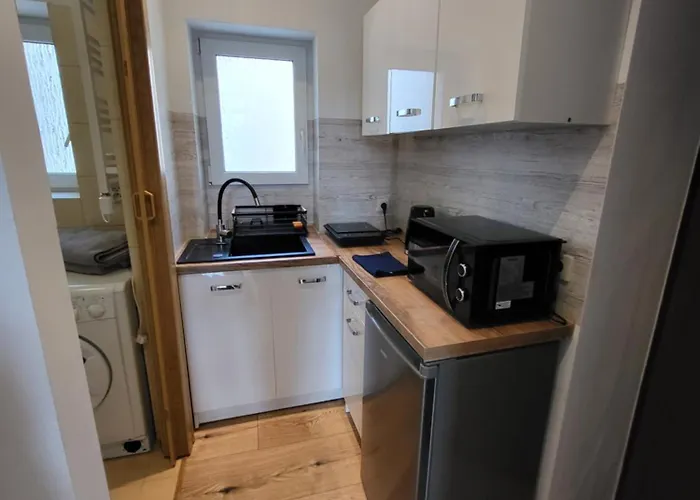 As Elite Kozielska 12 Parking * Hlivice